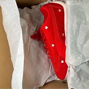 Puma Red Heart Women's Sneakers